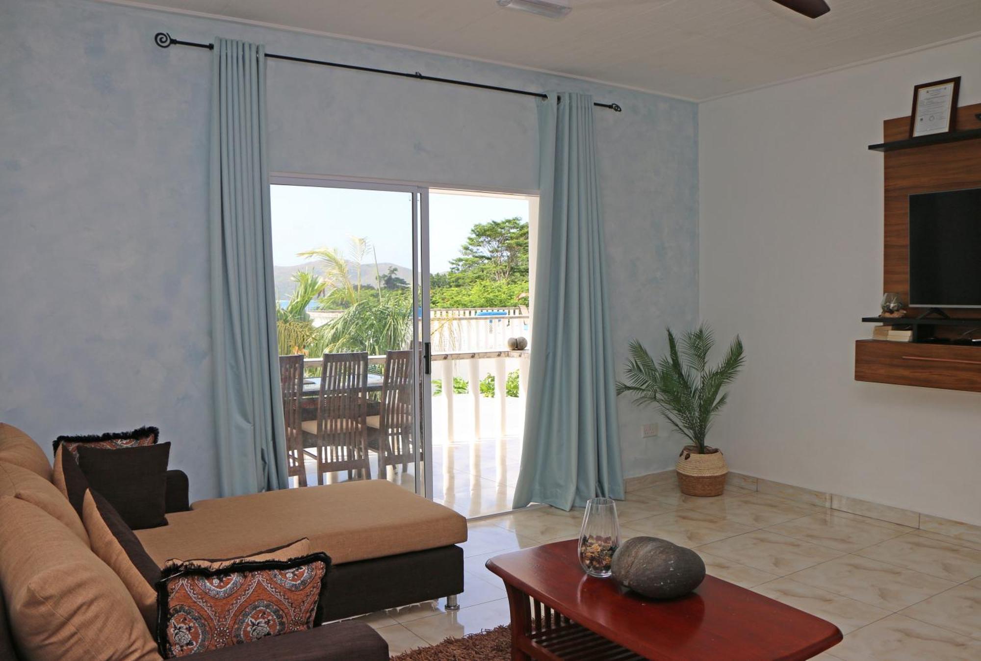 Ferienwohnung Ocean Blue Bay Anse Volbert Village Exterior foto